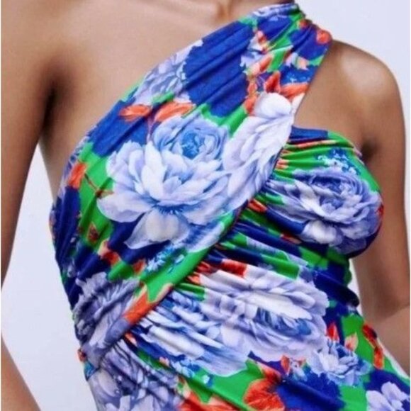 ZARA Blue & Green Floral one Shoulder Asymmetrical Bloggers Fav Bodysuit, Medium - Picture 3 of 7